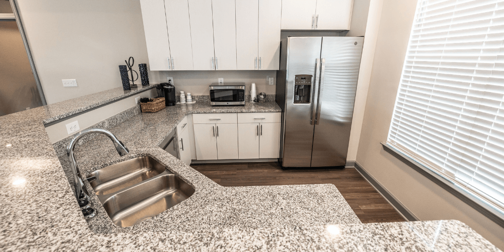 Buckhill-Village-Summerhouse-Kitchen