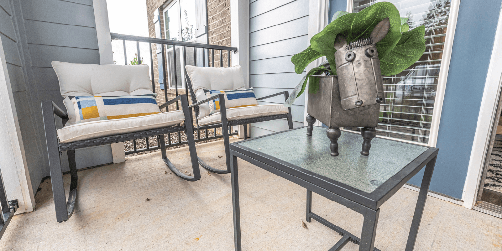 Buckhill-Village-balcony